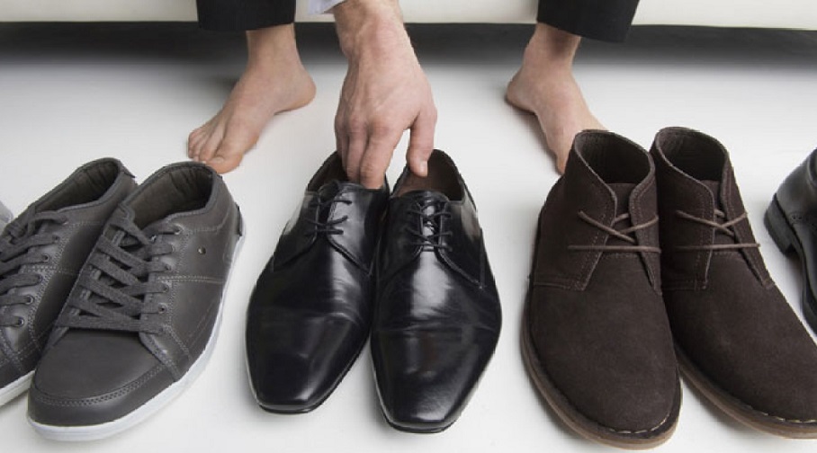 Men's wardrobe essentials- Shoes that every man should own – Two Crown King